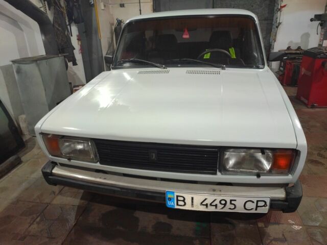 Білий ВАЗ 2105, об'ємом двигуна 1.5 л та пробігом 88 тис. км за 879 $, фото 4 на Automoto.ua