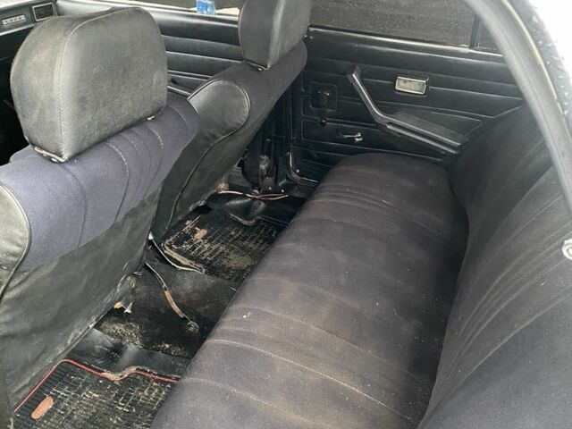 Білий ВАЗ 2105, об'ємом двигуна 1.5 л та пробігом 150 тис. км за 614 $, фото 4 на Automoto.ua