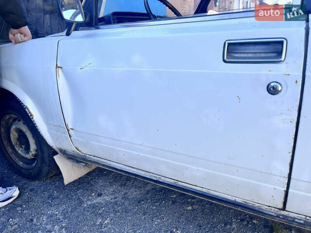Белый ВАЗ 2105, объемом двигателя 1.5 л и пробегом 49 тыс. км за 800 $, фото 15 на Automoto.ua