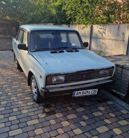 ВАЗ 2105 1995 в Виннице на Automoto.ua Белый ВАЗ 2105, объемом двигателя 1.45 л и пробегом 250 тыс. км за 500 $, фото 1 на Automoto.ua
