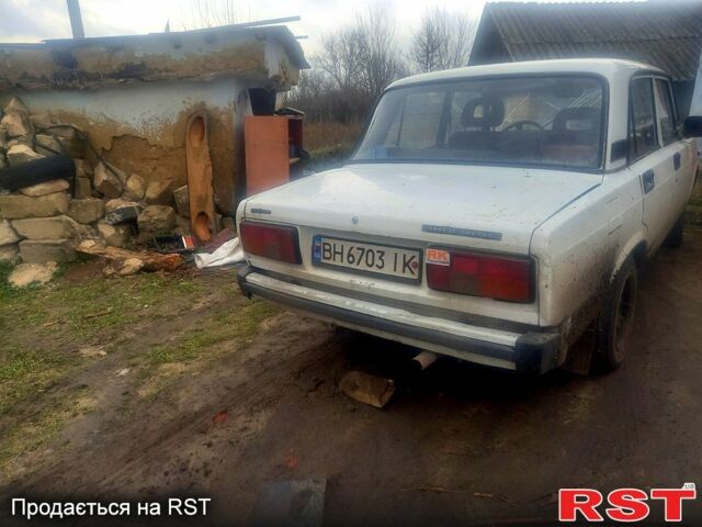 Білий ВАЗ 2105, об'ємом двигуна 1.5 л та пробігом 200 тис. км за 650 $, фото 2 на Automoto.ua