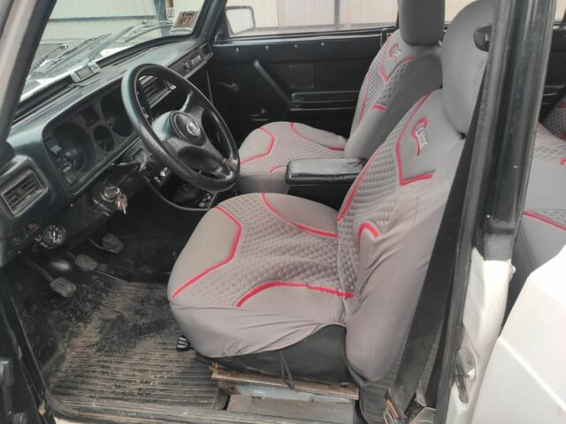 Белый ВАЗ 2105, объемом двигателя 0 л и пробегом 60 тыс. км за 593 $, фото 5 на Automoto.ua