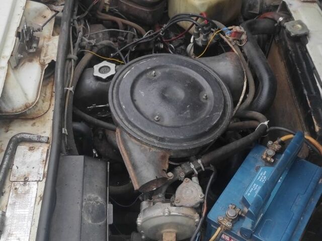 Білий ВАЗ 2105, об'ємом двигуна 1.5 л та пробігом 99 тис. км за 600 $, фото 6 на Automoto.ua