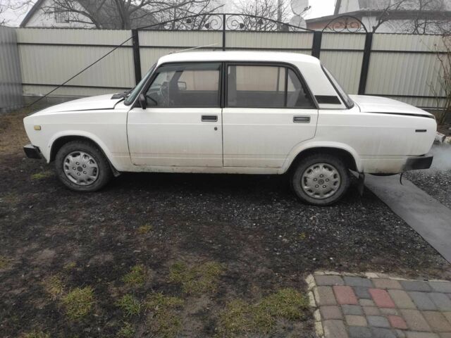 Белый ВАЗ 2105, объемом двигателя 0 л и пробегом 60 тыс. км за 593 $, фото 9 на Automoto.ua