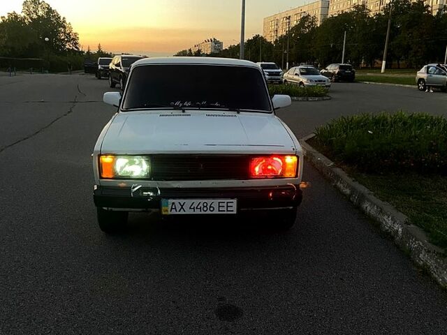 Белый ВАЗ 2105, объемом двигателя 1.5 л и пробегом 92 тыс. км за 900 $, фото 10 на Automoto.ua