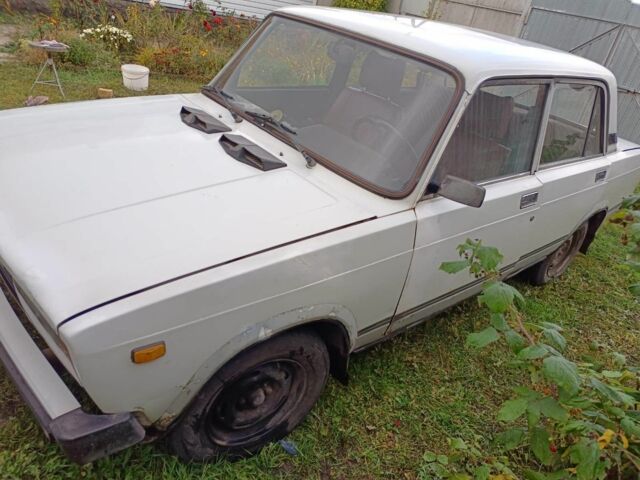 Белый ВАЗ 2105, объемом двигателя 0 л и пробегом 50 тыс. км за 365 $, фото 3 на Automoto.ua
