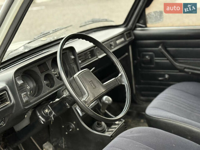 Білий ВАЗ 2105, об'ємом двигуна 1.5 л та пробігом 123 тис. км за 1250 $, фото 17 на Automoto.ua