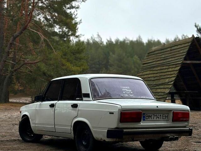 Белый ВАЗ 2105, объемом двигателя 1.5 л и пробегом 0 тыс. км за 800 $, фото 2 на Automoto.ua