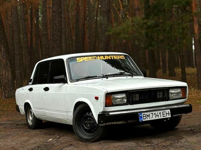 Белый ВАЗ 2105, объемом двигателя 1.5 л и пробегом 0 тыс. км за 800 $, фото 3 на Automoto.ua