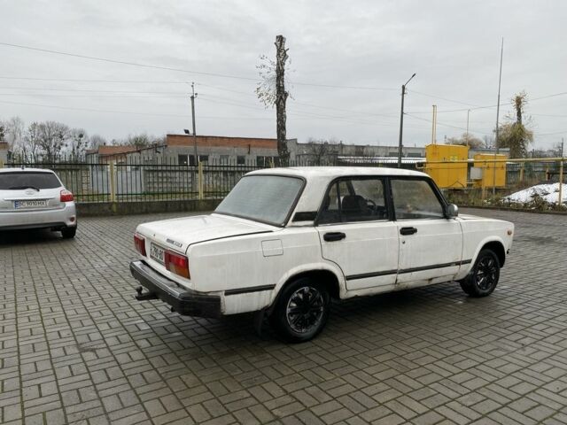 Білий ВАЗ 2105, об'ємом двигуна 0 л та пробігом 1 тис. км за 474 $, фото 2 на Automoto.ua