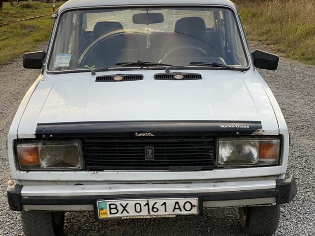 Белый ВАЗ 2105, объемом двигателя 1.5 л и пробегом 75 тыс. км за 750 $, фото 3 на Automoto.ua