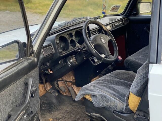 Белый ВАЗ 2105, объемом двигателя 1.5 л и пробегом 75 тыс. км за 750 $, фото 6 на Automoto.ua