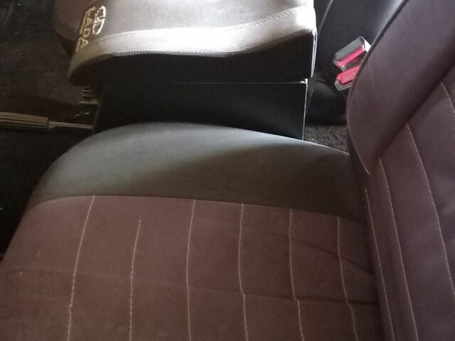 Бежевый ВАЗ 2105, объемом двигателя 1.5 л и пробегом 101 тыс. км за 1500 $, фото 4 на Automoto.ua