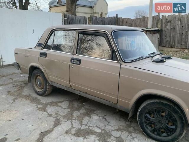 Бежевый ВАЗ 2105, объемом двигателя 0 л и пробегом 95 тыс. км за 500 $, фото 4 на Automoto.ua