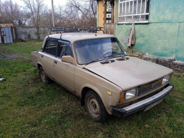 Бежевий ВАЗ 2105, об'ємом двигуна 1.5 л та пробігом 500 тис. км за 355 $, фото 1 на Automoto.ua