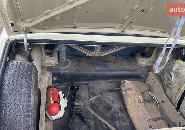 Бежевый ВАЗ 2105, объемом двигателя 1.3 л и пробегом 300 тыс. км за 600 $, фото 1 на Automoto.ua