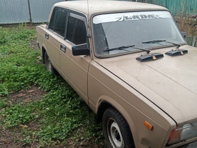 Бежевый ВАЗ 2105, объемом двигателя 1.3 л и пробегом 3 тыс. км за 1425 $, фото 1 на Automoto.ua