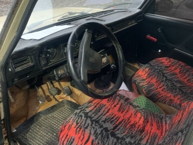 Бежевий ВАЗ 2105, об'ємом двигуна 1.3 л та пробігом 100 тис. км за 500 $, фото 2 на Automoto.ua