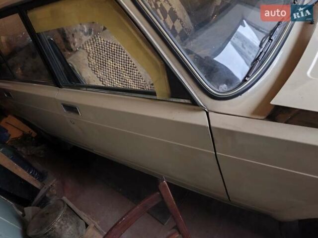Бежевый ВАЗ 2105, объемом двигателя 1.3 л и пробегом 78 тыс. км за 787 $, фото 4 на Automoto.ua