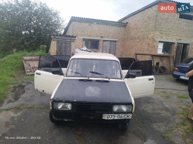 Бежевий ВАЗ 2105, об'ємом двигуна 1.3 л та пробігом 100 тис. км за 527 $, фото 1 на Automoto.ua