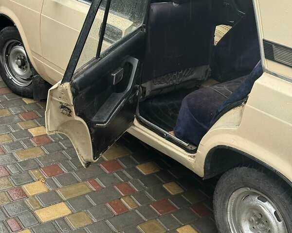 Бежевый ВАЗ 2105, объемом двигателя 0 л и пробегом 200 тыс. км за 968 $, фото 3 на Automoto.ua