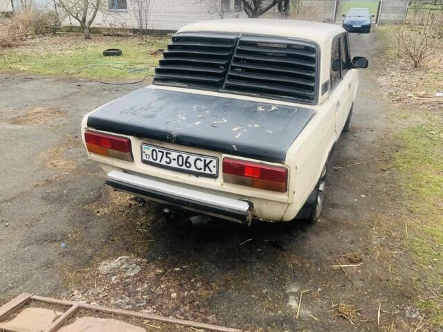 Бежевый ВАЗ 2105, объемом двигателя 1.3 л и пробегом 1000 тыс. км за 525 $, фото 1 на Automoto.ua