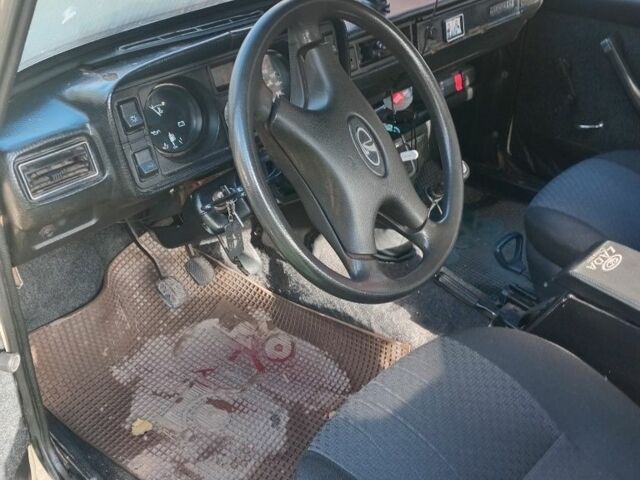 Бежевий ВАЗ 2105, об'ємом двигуна 0 л та пробігом 300 тис. км за 800 $, фото 3 на Automoto.ua