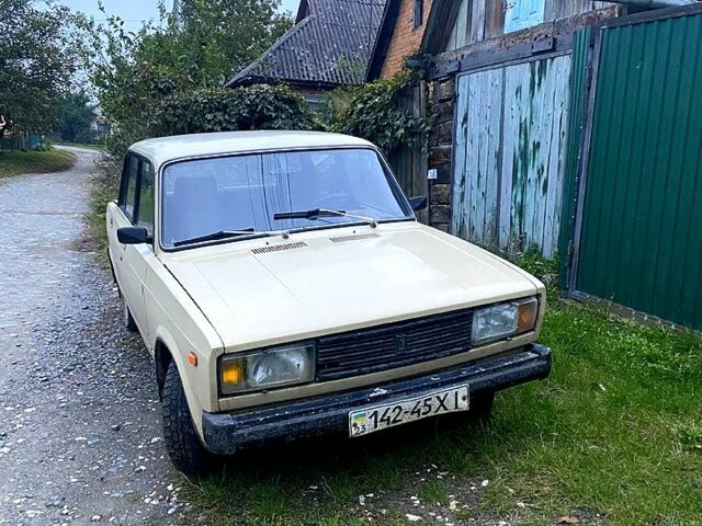 Бежевый ВАЗ 2105, объемом двигателя 1.3 л и пробегом 200 тыс. км за 400 $, фото 1 на Automoto.ua