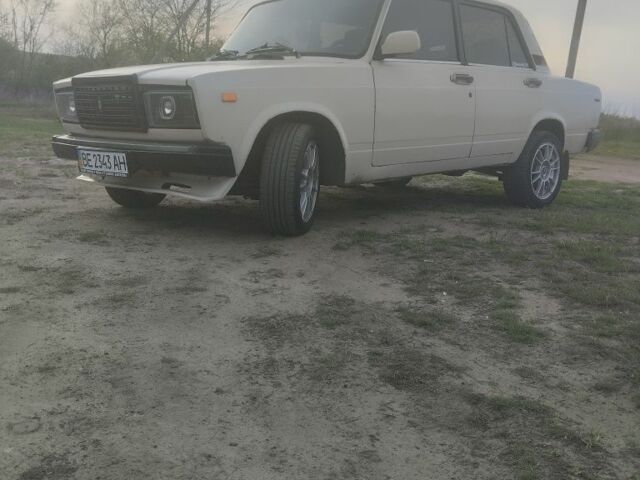 Бежевий ВАЗ 2105, об'ємом двигуна 1.5 л та пробігом 80 тис. км за 2000 $, фото 5 на Automoto.ua