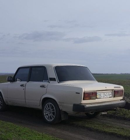 Бежевий ВАЗ 2105, об'ємом двигуна 1.5 л та пробігом 80 тис. км за 2000 $, фото 16 на Automoto.ua