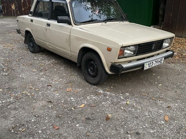 Бежевый ВАЗ 2105, объемом двигателя 1.2 л и пробегом 100 тыс. км за 500 $, фото 1 на Automoto.ua