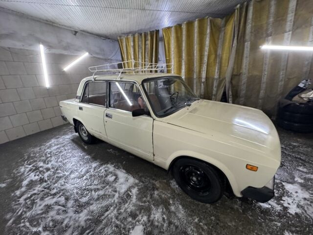 Бежевый ВАЗ 2105, объемом двигателя 1.3 л и пробегом 126 тыс. км за 524 $, фото 6 на Automoto.ua