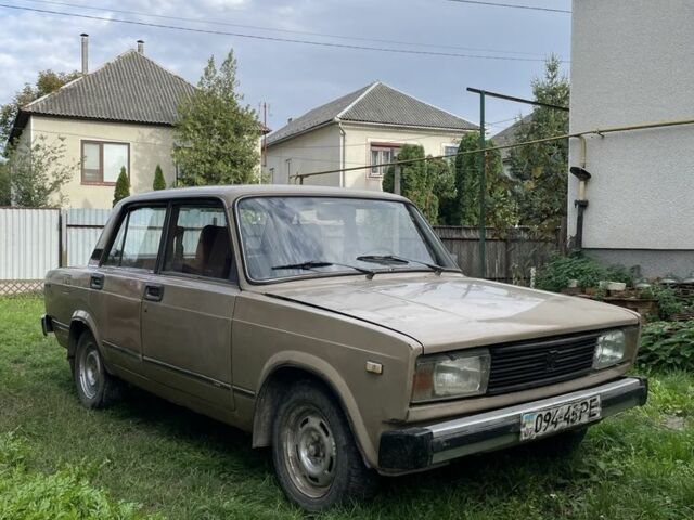 Бежевый ВАЗ 2105, объемом двигателя 1.2 л и пробегом 250 тыс. км за 266 $, фото 3 на Automoto.ua