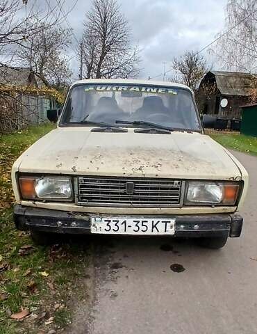 Бежевый ВАЗ 2105, объемом двигателя 0 л и пробегом 1000 тыс. км за 358 $, фото 4 на Automoto.ua