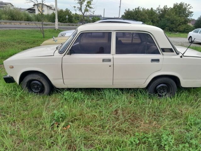 ВАЗ 2105 1983 в Тернополе на Automoto.ua Бежевый ВАЗ 2105, объемом двигателя 1.3 л и пробегом 1000 тыс. км за 1000 $, фото 2 на Automoto.ua