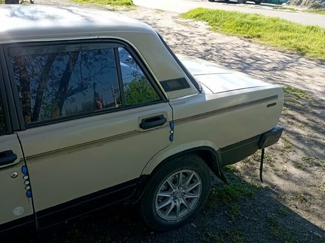 Бежевый ВАЗ 2105, объемом двигателя 1.5 л и пробегом 260 тыс. км за 1500 $, фото 5 на Automoto.ua