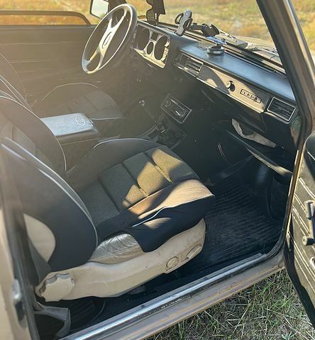 Бежевый ВАЗ 2105, объемом двигателя 1.2 л и пробегом 0 тыс. км за 1000 $, фото 7 на Automoto.ua