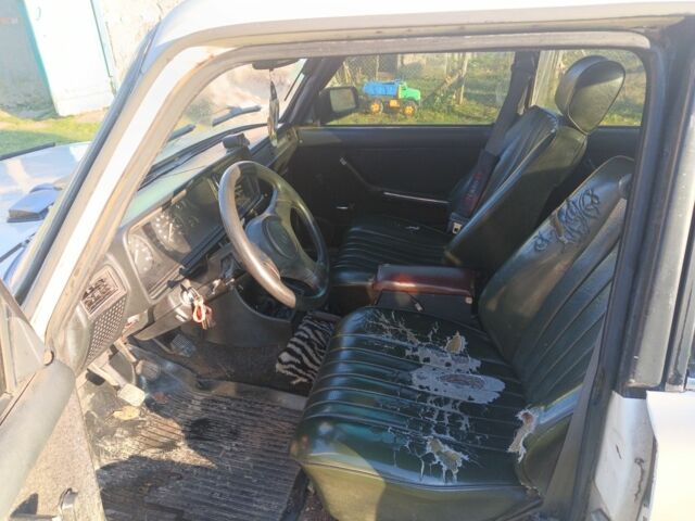 Бежевий ВАЗ 2105, об'ємом двигуна 1 л та пробігом 89 тис. км за 500 $, фото 11 на Automoto.ua