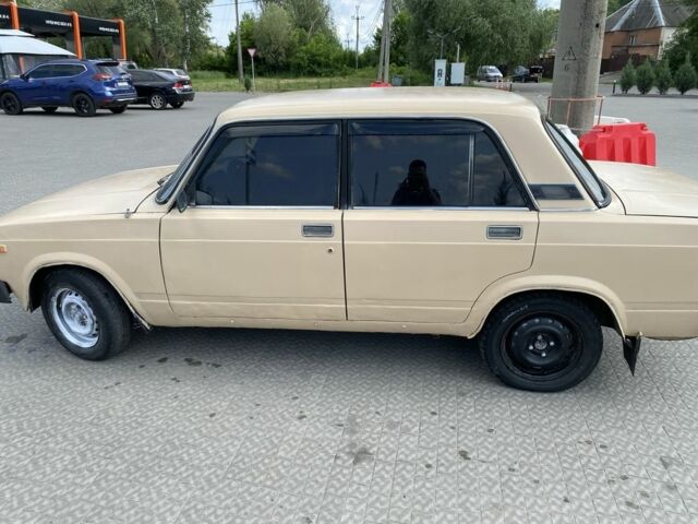 Бежевый ВАЗ 2105, объемом двигателя 1.3 л и пробегом 74 тыс. км за 300 $, фото 10 на Automoto.ua