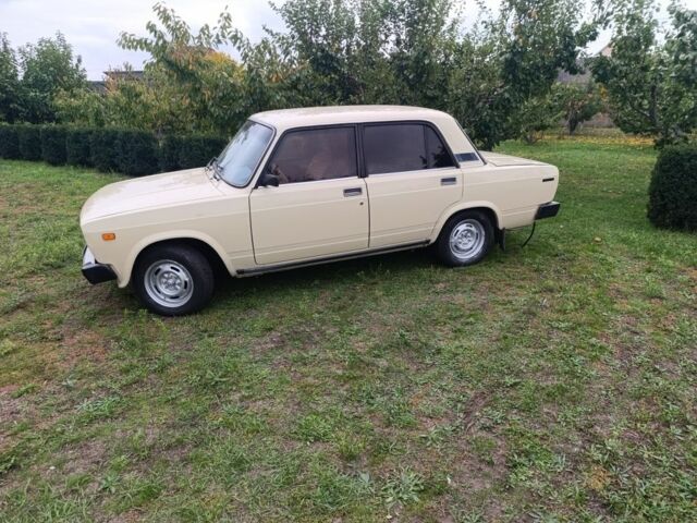 Бежевый ВАЗ 2105, объемом двигателя 0 л и пробегом 34 тыс. км за 1669 $, фото 3 на Automoto.ua