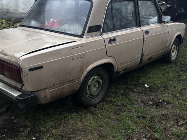 Бежевый ВАЗ 2105, объемом двигателя 1.4 л и пробегом 79 тыс. км за 403 $, фото 2 на Automoto.ua