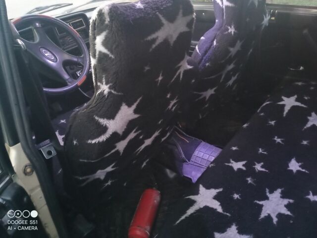 Бежевый ВАЗ 2105, объемом двигателя 1.6 л и пробегом 38 тыс. км за 1563 $, фото 4 на Automoto.ua