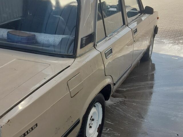 Бежевый ВАЗ 2105, объемом двигателя 1 л и пробегом 100 тыс. км за 529 $, фото 2 на Automoto.ua