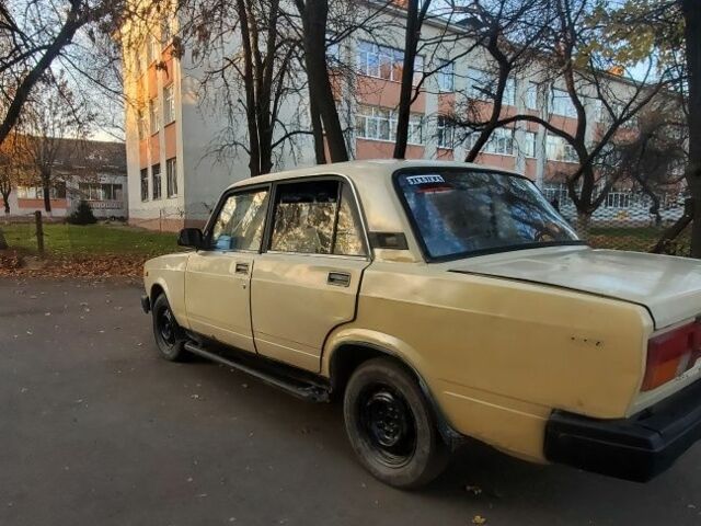 Бежевый ВАЗ 2105, объемом двигателя 5 л и пробегом 12 тыс. км за 323 $, фото 4 на Automoto.ua