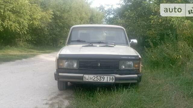 Бежевий ВАЗ 2105, об'ємом двигуна 1.5 л та пробігом 150 тис. км за 350 $, фото 1 на Automoto.ua