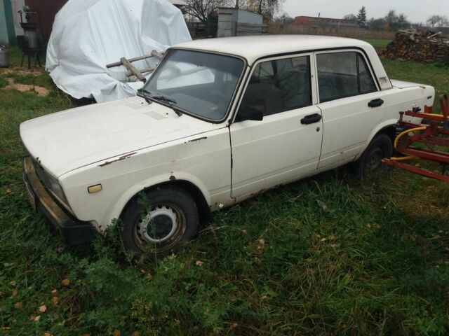 Бежевый ВАЗ 2105, объемом двигателя 1.3 л и пробегом 1000 тыс. км за 358 $, фото 7 на Automoto.ua