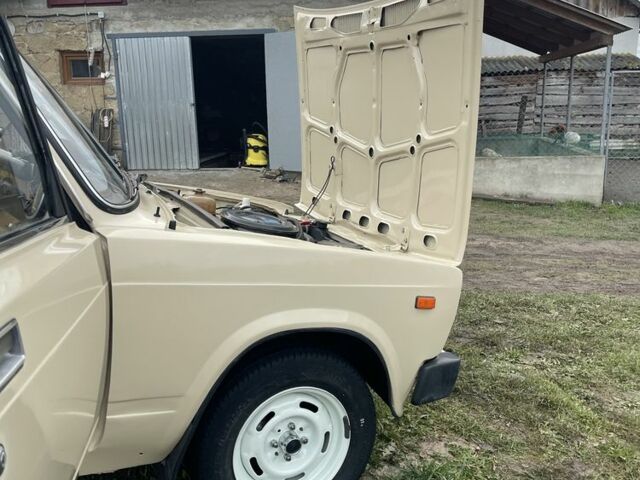 Бежевый ВАЗ 2105, объемом двигателя 1.3 л и пробегом 65 тыс. км за 1667 $, фото 3 на Automoto.ua