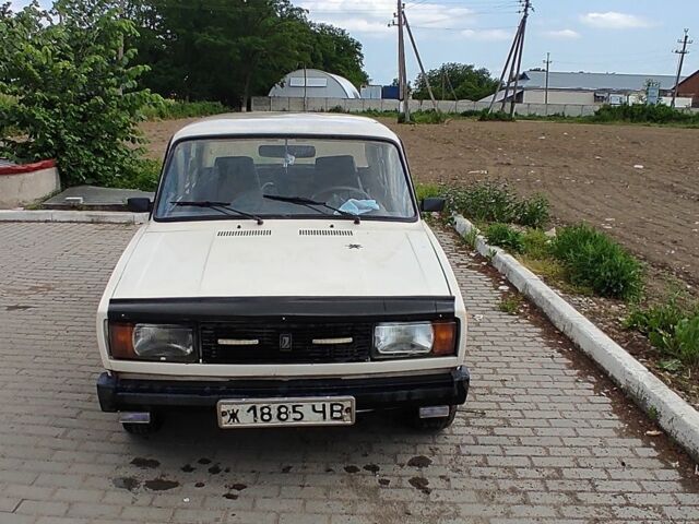 Бежевый ВАЗ 2105, объемом двигателя 1.3 л и пробегом 35 тыс. км за 600 $, фото 1 на Automoto.ua