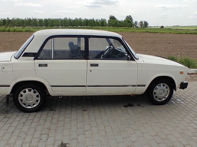 Бежевый ВАЗ 2105, объемом двигателя 1.3 л и пробегом 35 тыс. км за 600 $, фото 6 на Automoto.ua