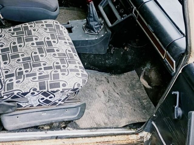 Бежевый ВАЗ 2105, объемом двигателя 0 л и пробегом 2 тыс. км за 500 $, фото 2 на Automoto.ua